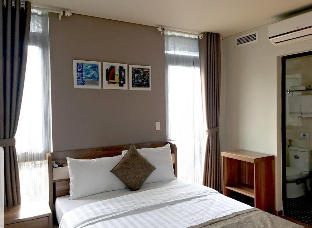 F&F Hotel