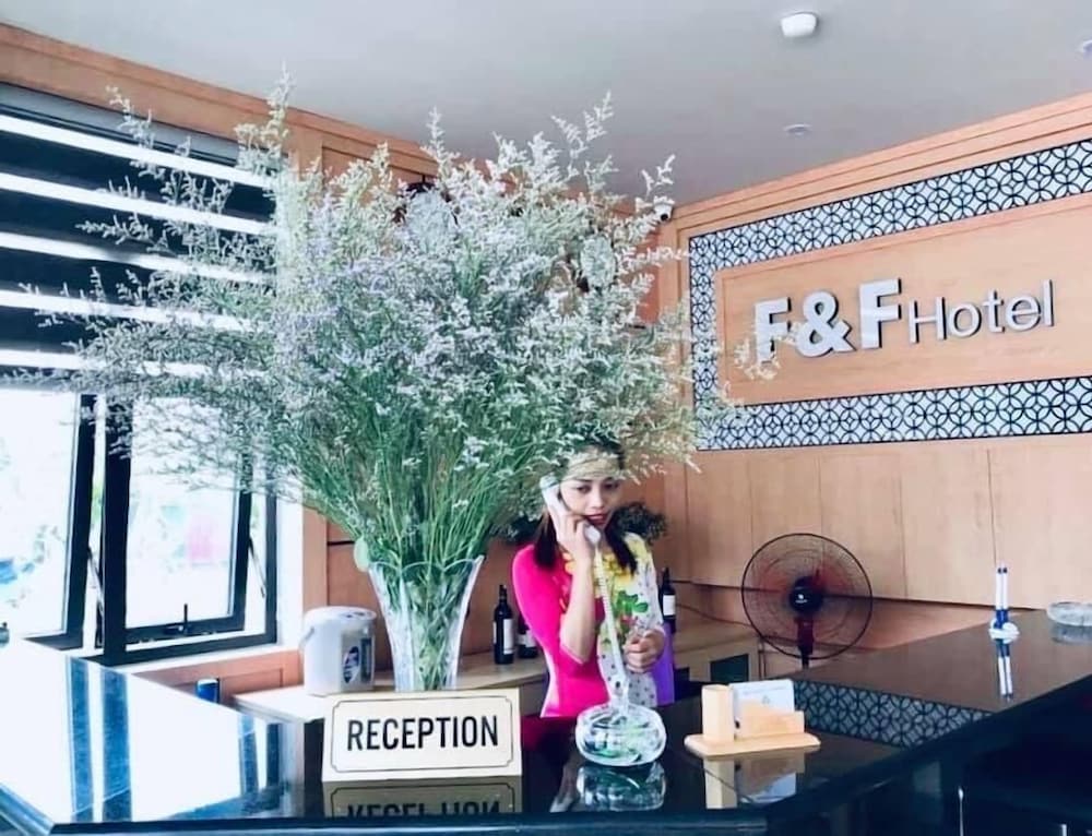 F&F Hotel
