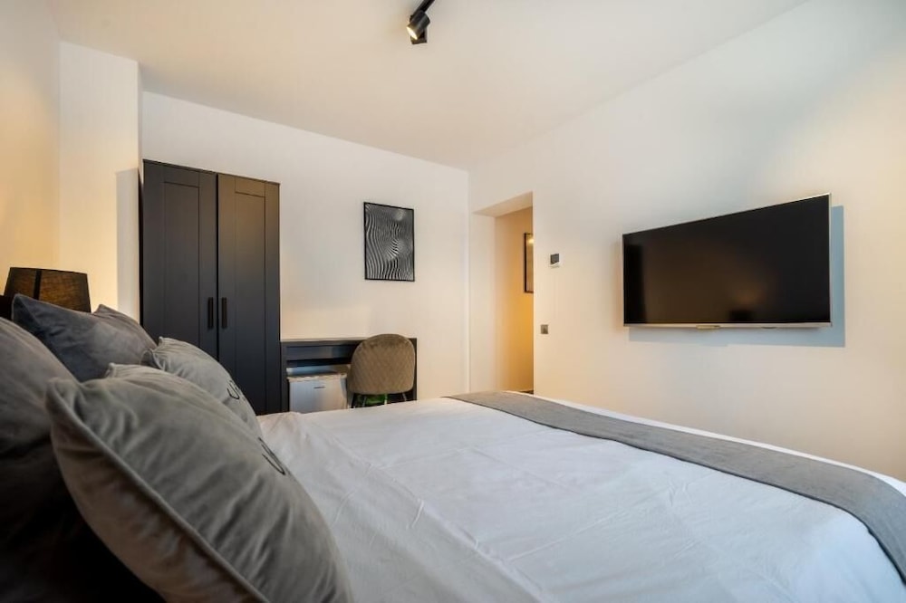 Urbio Private Suites
