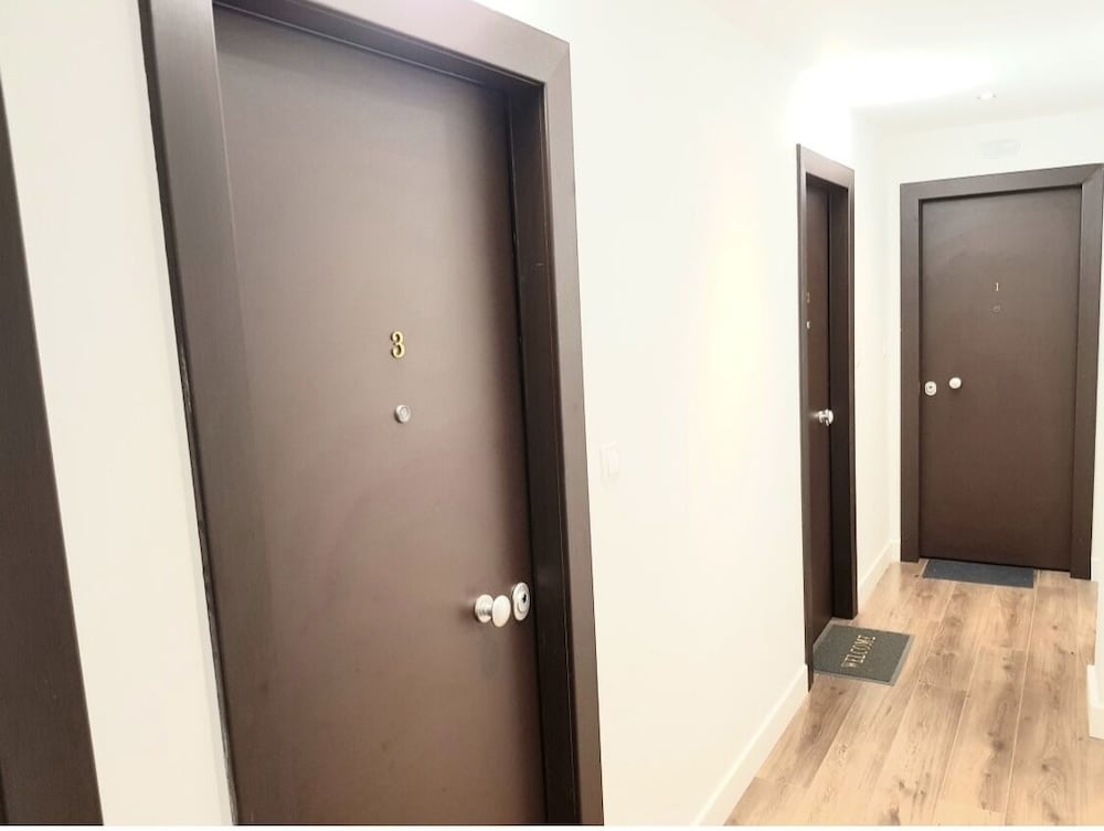 Hotel Penthouse Apartments, The Luxury Suites