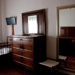 Hotel Le Case Cavallini Sgarbi cazare Ferrara