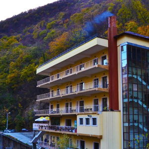 Hotel Hotel Holiday Maria cazare Baile Herculane