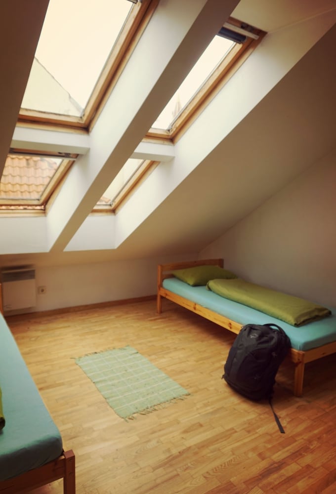 Hotel Jimmy Jumps House