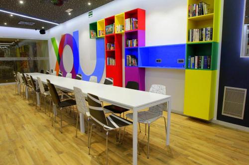 Urban Youth Hostel
