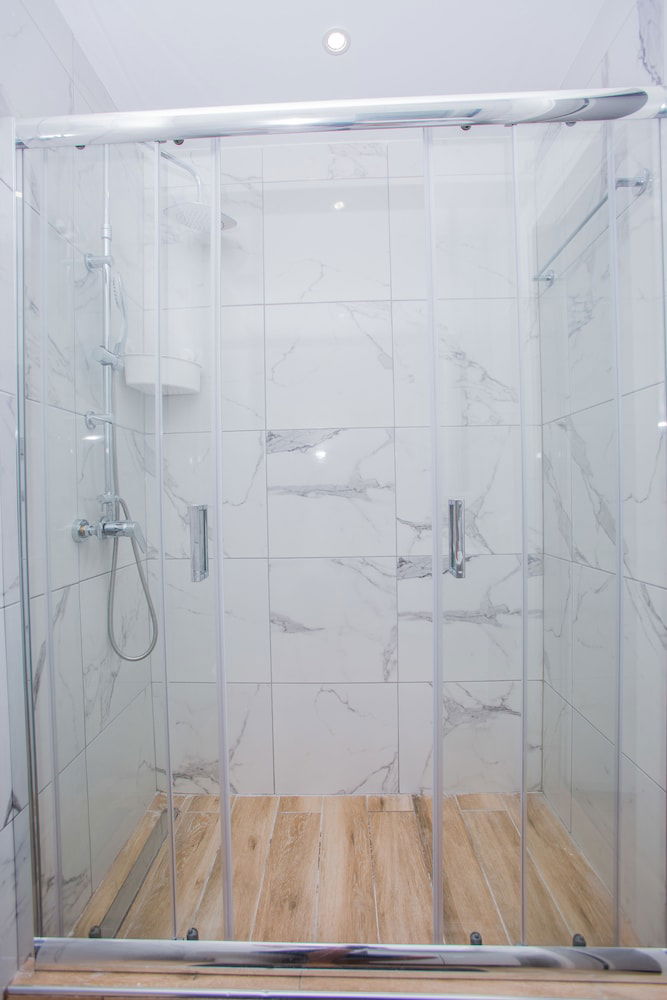 Hotel Athens Raise Acropolis Project