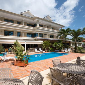 Hotel Crown Beach cazare Au Cap