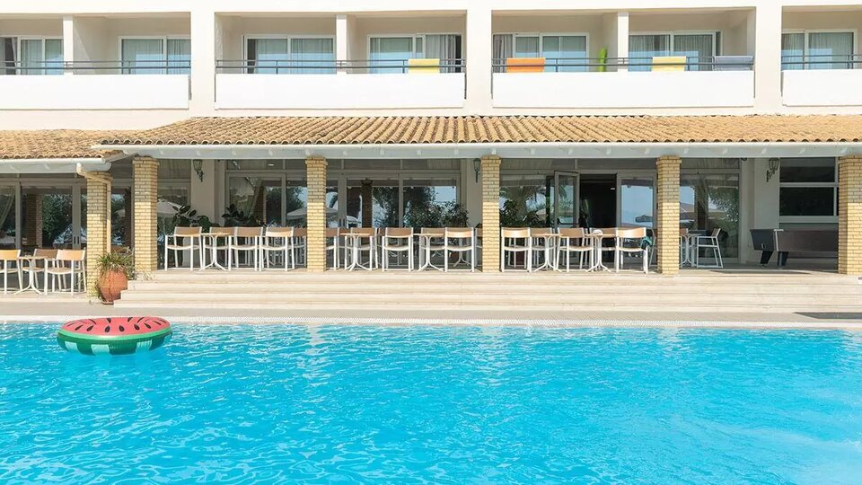 Elea Beach Dassia