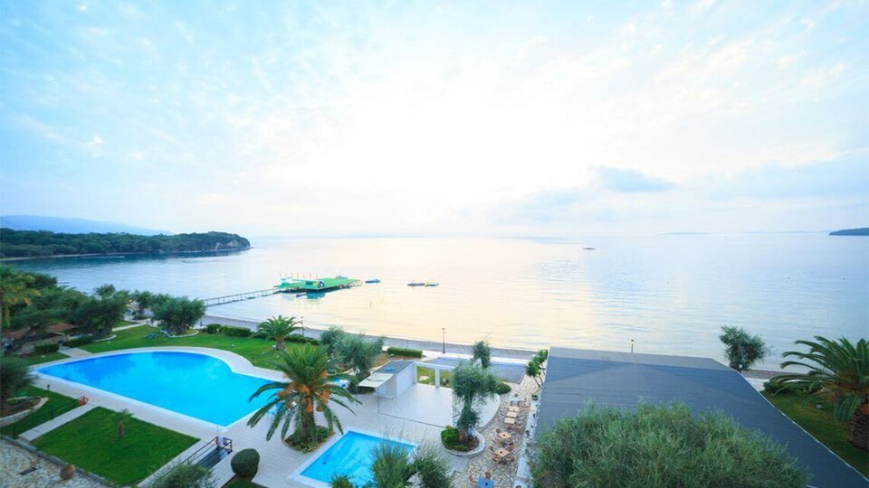 Elea Beach Dassia