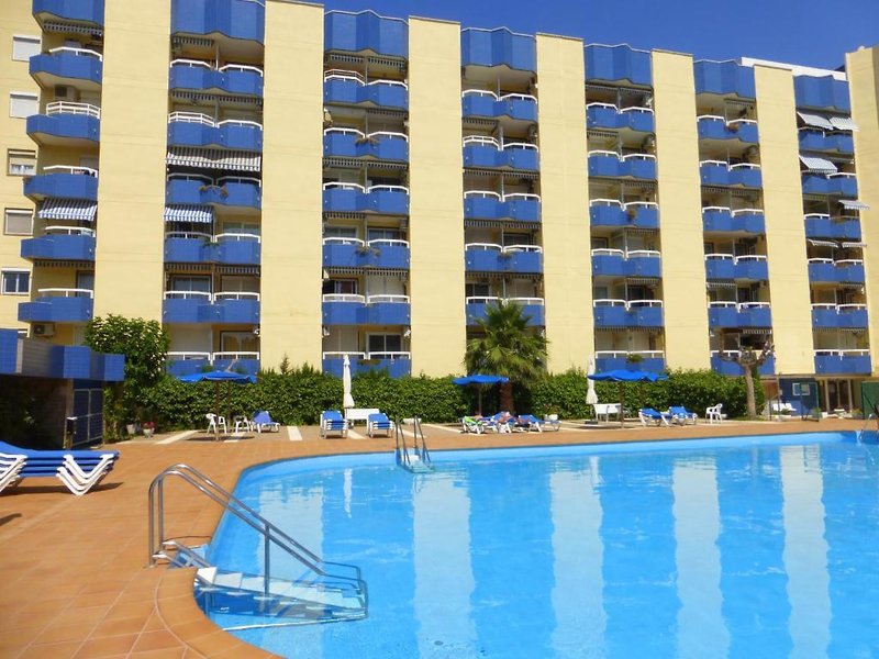 Hotel Alboran Apartments By Rentalmar