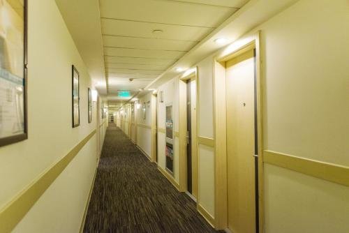 Hotel Jinjiang Inn Shanghai Baoshan Gongfu New Village Hulan Road Subway Station Branch