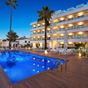 Sejur Metropolitan Juka Playa Aparthotel vacanta Palma