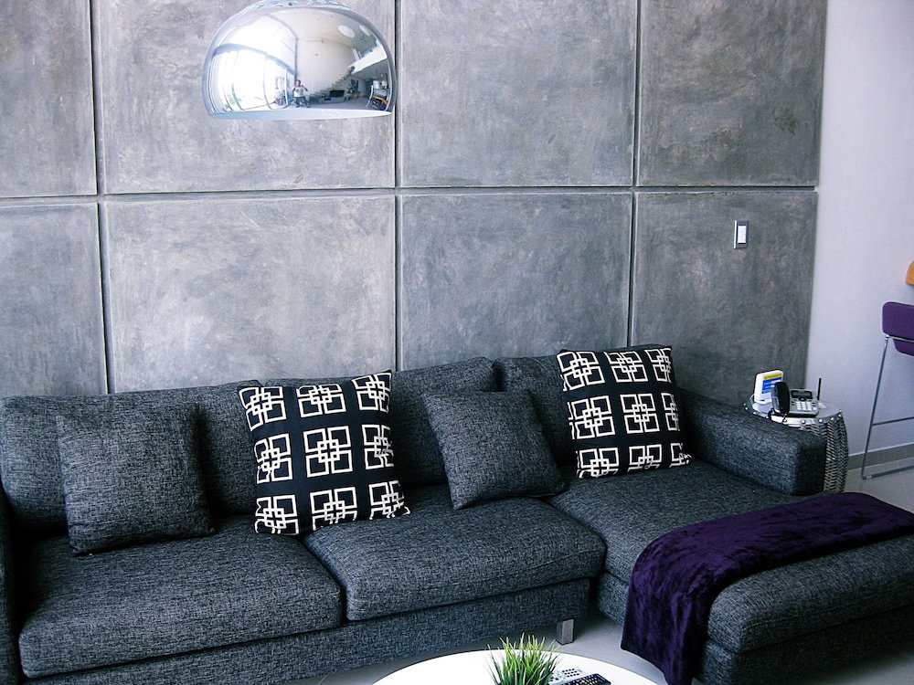 Iris Studios & Apartments