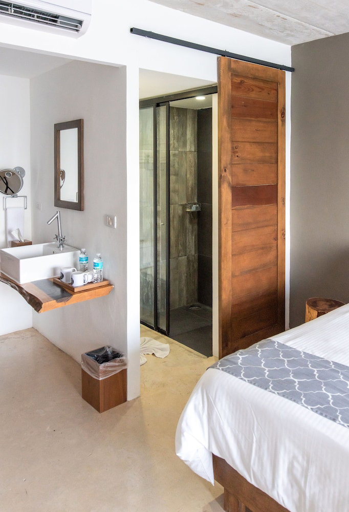 Hotel52