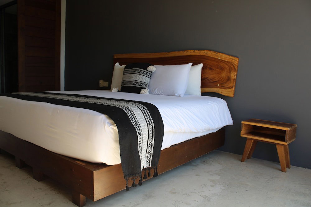 Hotel52