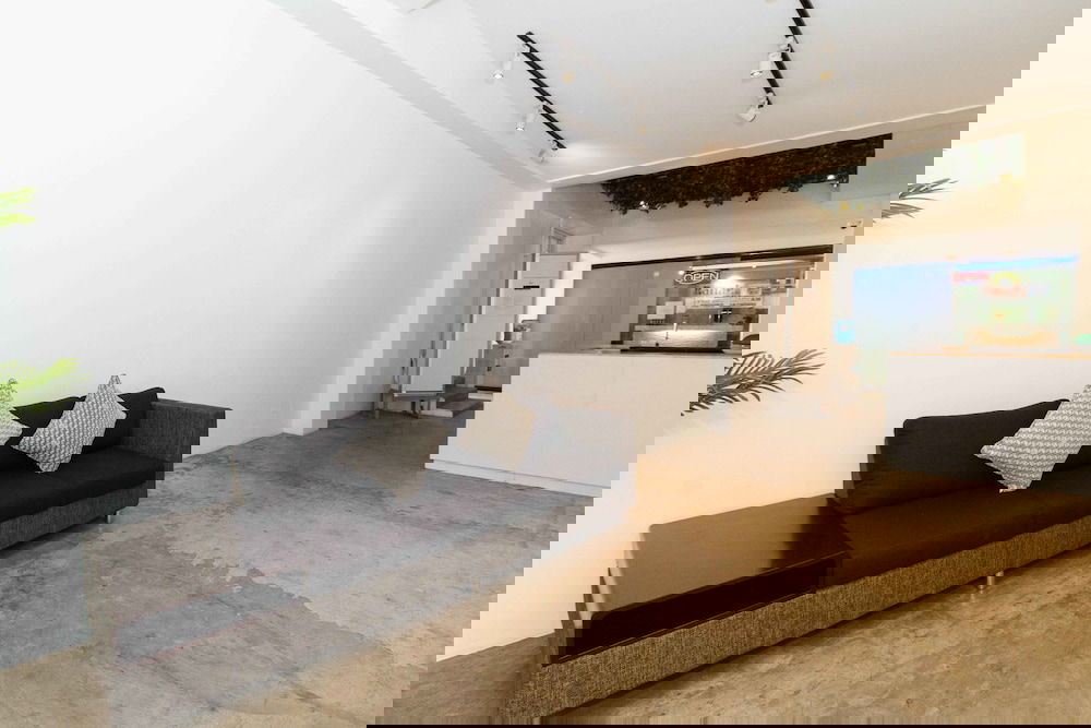 Hotel Reddoorz Plus @ Boni Avenue Mandaluyong