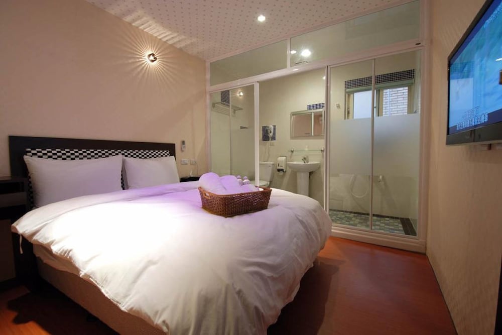 Hotel Happiness Inn