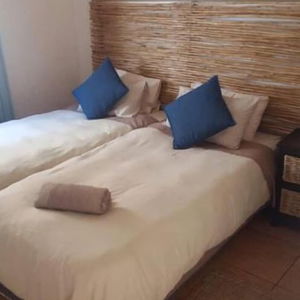 Hotel The Lodge Strand cazare Cape Town