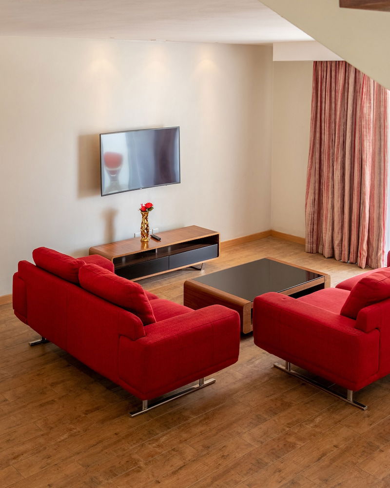 Hotel D2W Residency Suites