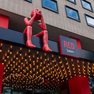 Hotel Radisson Red Hotel Johannesburg Rosebank cazare Johannesburg