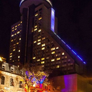 Hotel Hôtel Le Concorde Québec cazare Quebec