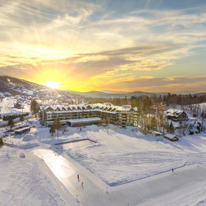 Hotel Entourage Sur-Le-Lac cazare Quebec