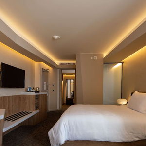 Hotel Hilton Garden Inn Lima Miraflores cazare Lima