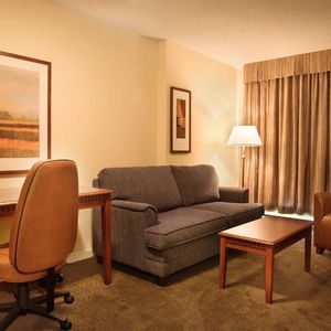 Hotel Hotel Faubourg Montreal cazare Montreal