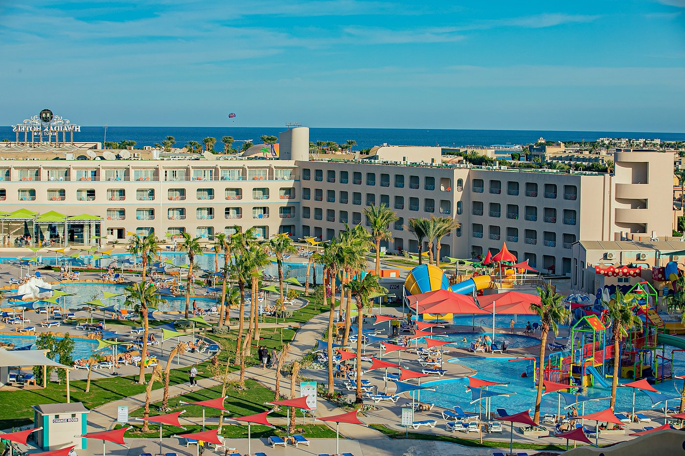 Hotel Titanic Resort