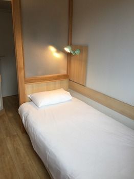 Reseda Hotel