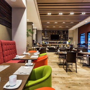 Hotel Embassy Suites By Hilton Bogota Rosales cazare Bogota