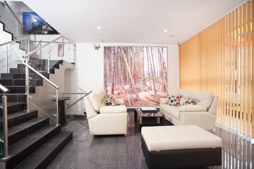 Hotel Confort 80 Castellana 100