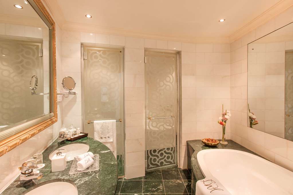 Labourdonnais Waterfront Hotel