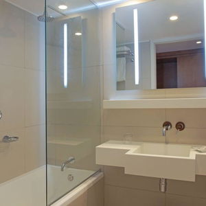 Hotel Dazzler Tower Recoleta cazare Buenos Aires