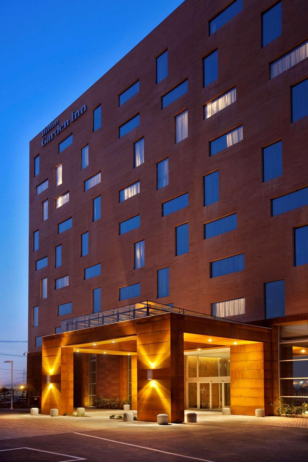 Hotel Hilton Garden Inn Santiago Airport