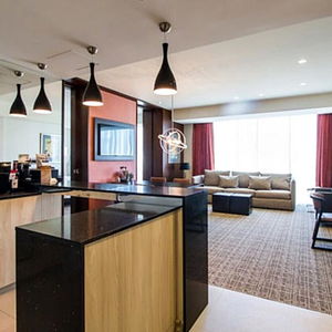 Hotel Renaissance Santiago Hotel By Marriott cazare Santiago