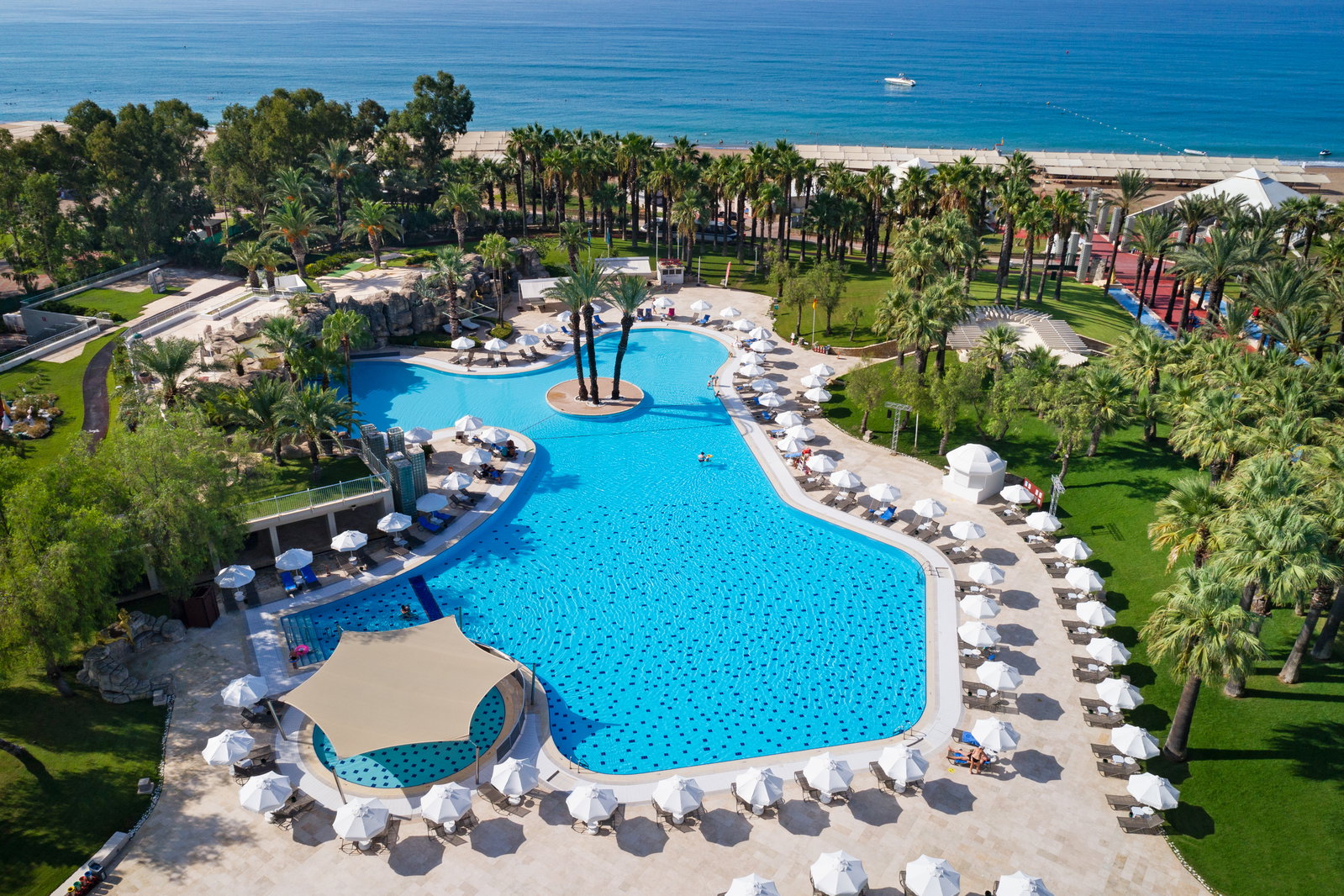 dal travel Monachus Family Resort Sorgun