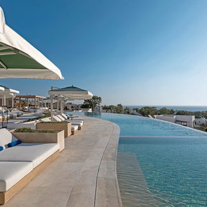 Sejur Sandblu Resort vacanta Kamari