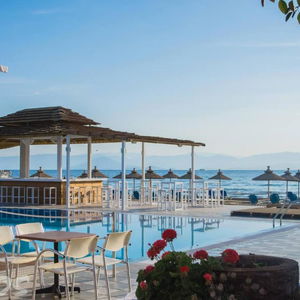 Sejur Ammos Apartments vacanta Roda