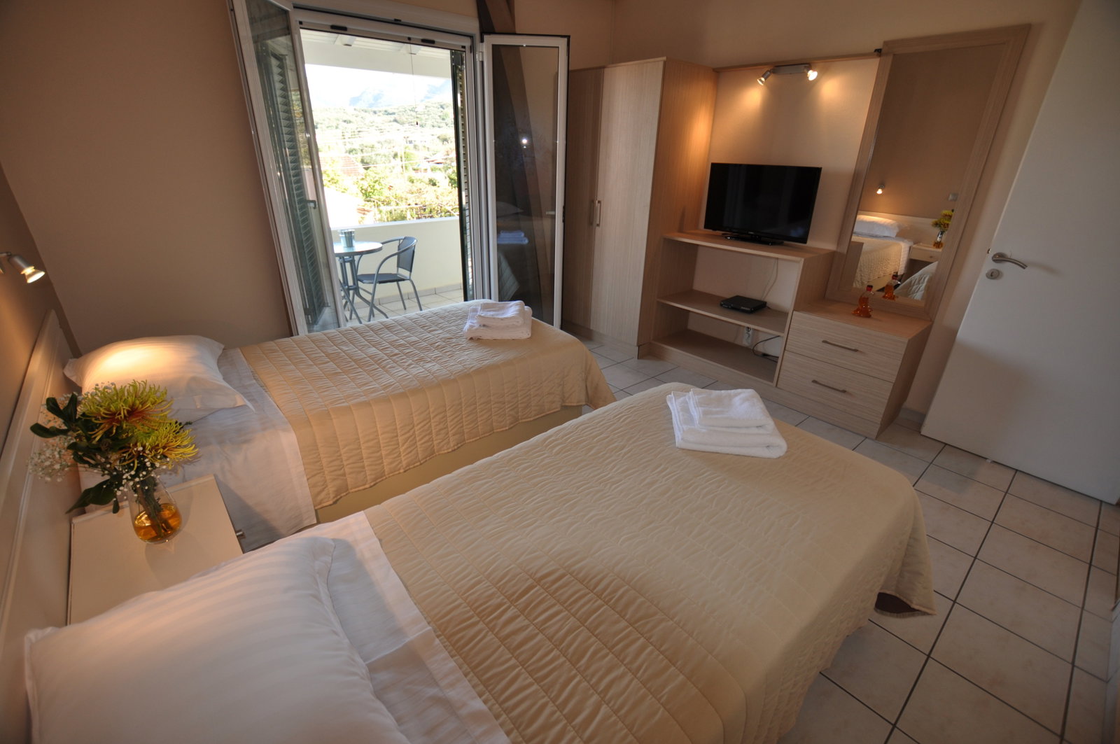 Ammos Apartments