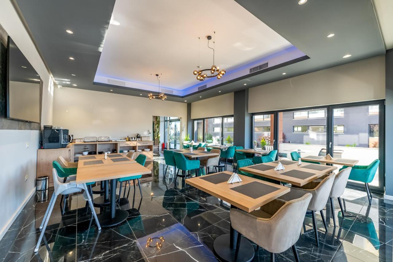 M City Aparthotel