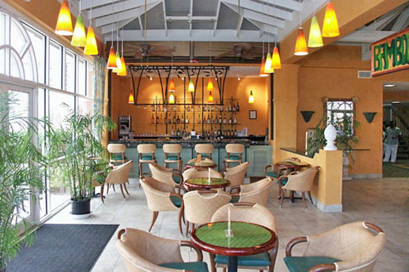 Hotel Comfort Suites Paradise Island