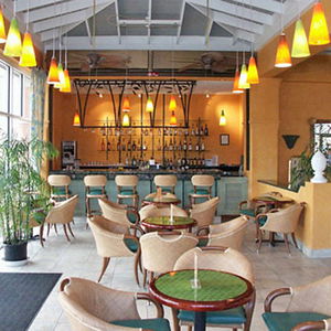 Hotel Comfort Suites Paradise Island cazare Bahamas