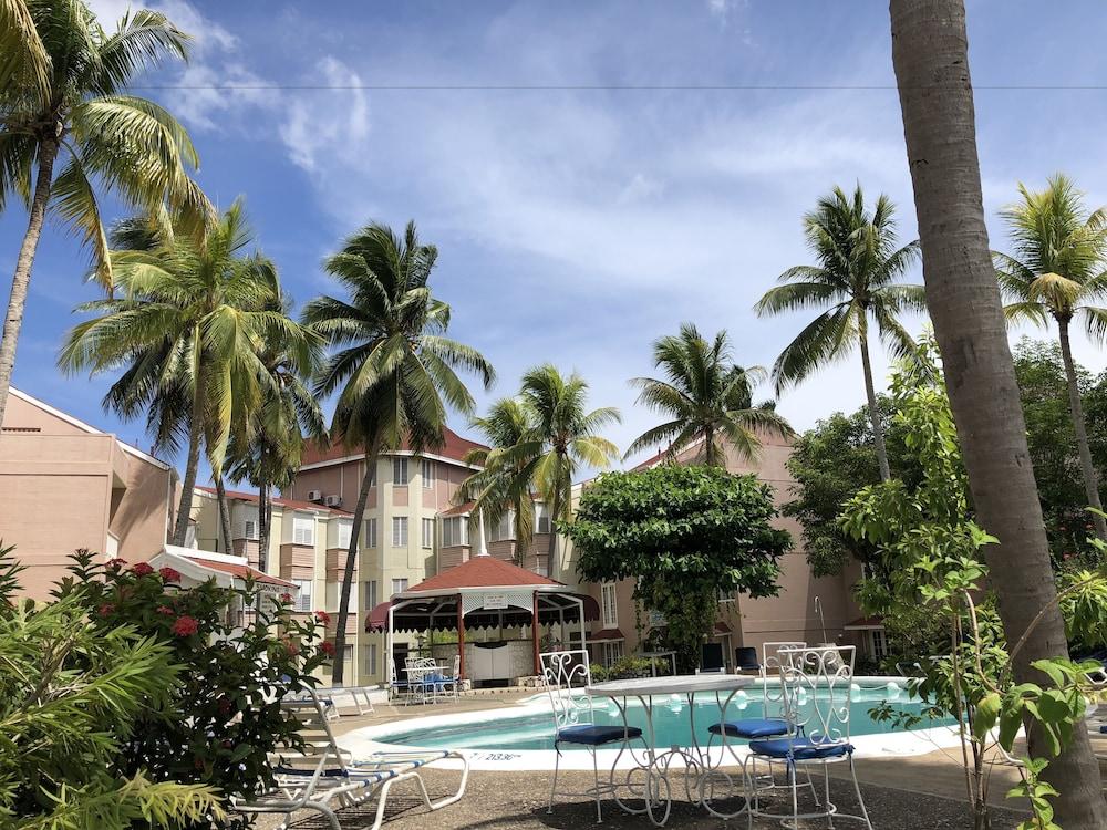 Fisherman'S Point Resort