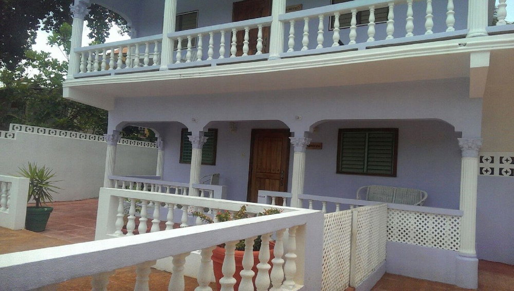 Ocho Rios Tamarind Villas