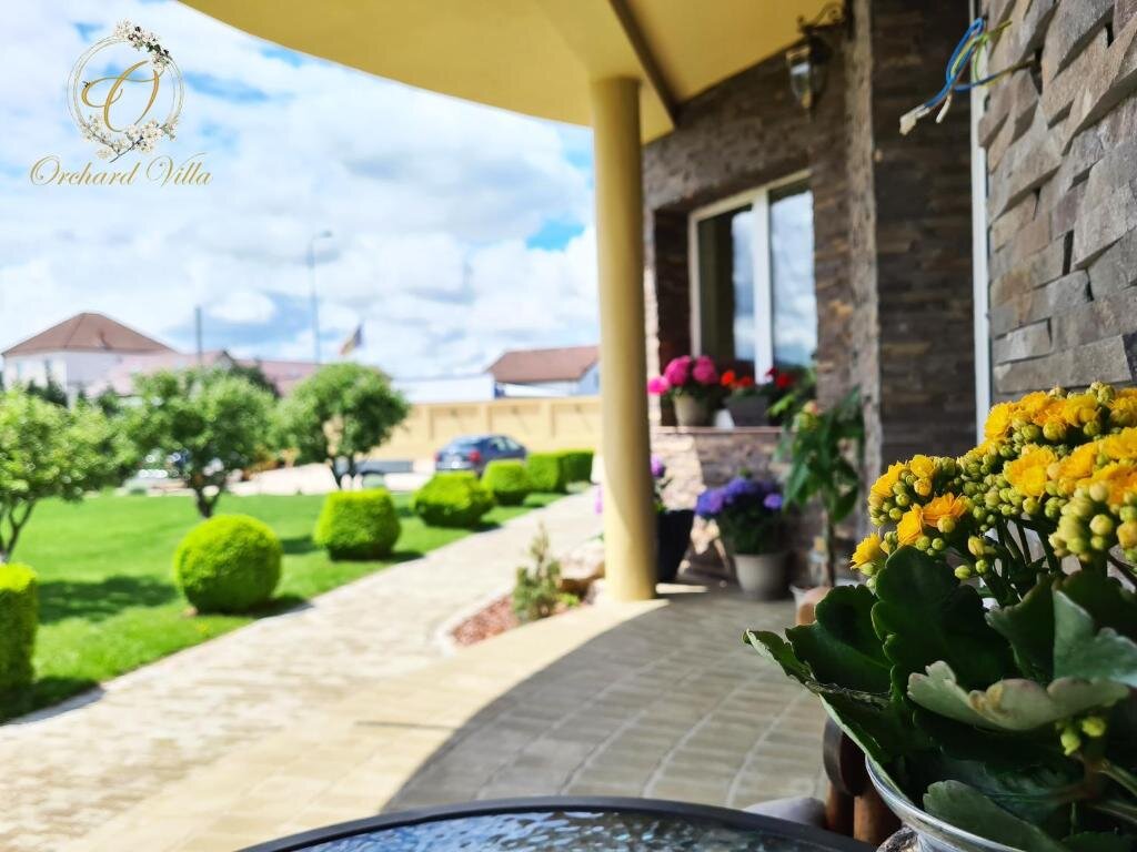 Orchard Villa