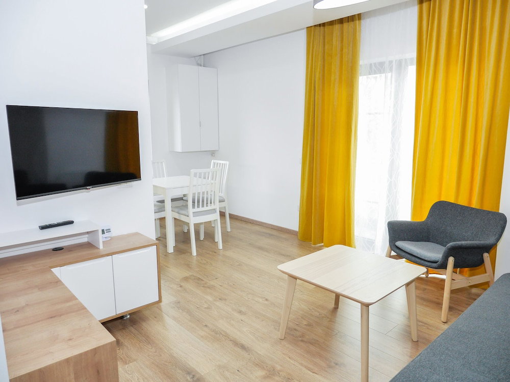 Clement Apartments