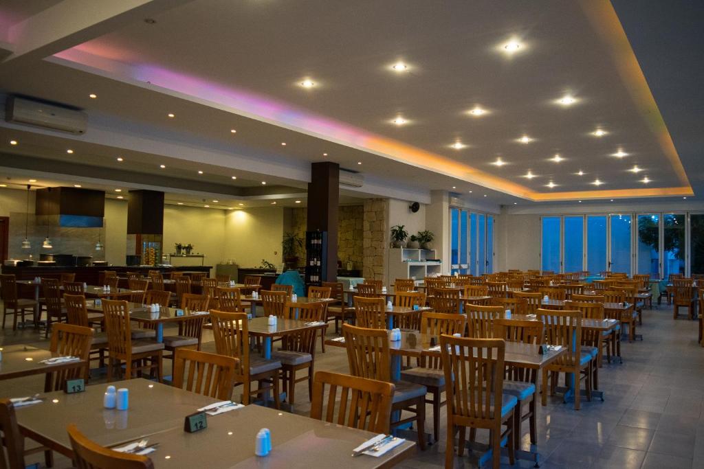 dal travel Theo Sunset Bay Hotel