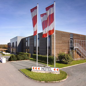 Hotel Der Freiraum cazare Guessing