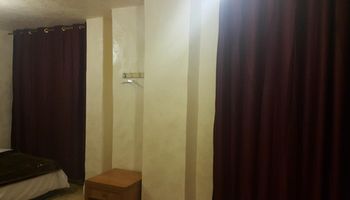 Al-Houriat Hotel