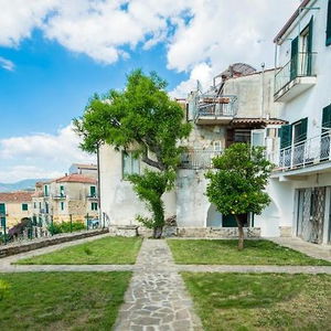 Hotel Domus Indomita cazare Agropoli